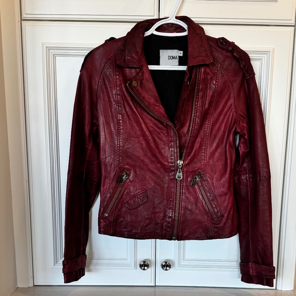 DOMA Burgundy Genuine Leather Moto Jacket – Size M-Never Worn